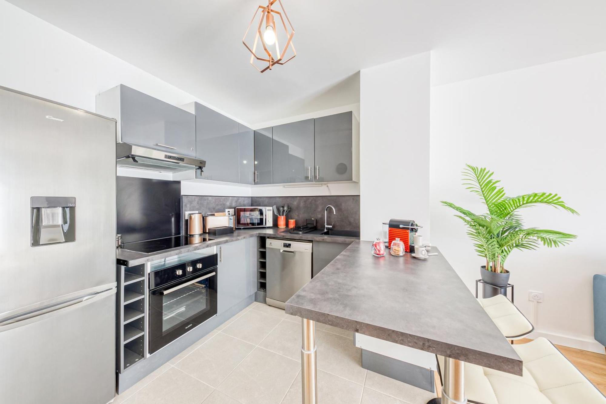 Massy Serenity - 64M2, Terrace, Balcony, Parking Zewnętrze zdjęcie